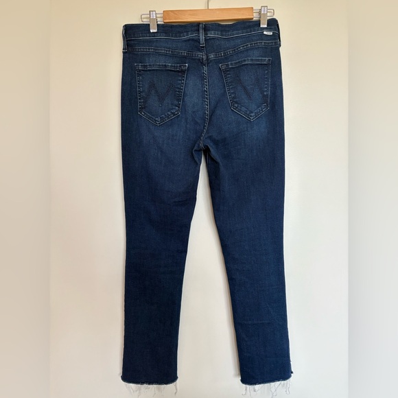 MOTHER Rascal Ankle Snippet in Mint Condition
Size 29 - Picture 7 of 11